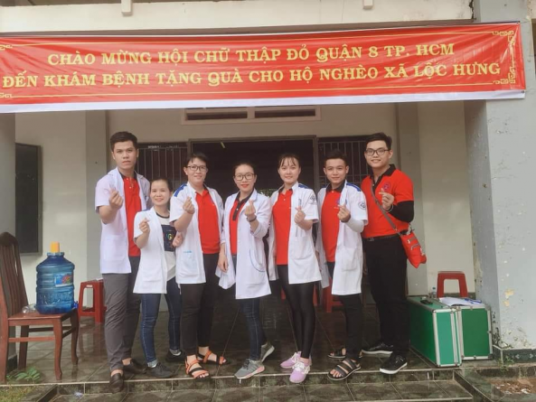 Hoạt động khám và chữa bệnh miễn phí tại Tây Ninh của Khoa Y dược - Trường Cao đẳng Bách khoa Nam Sài Gòn