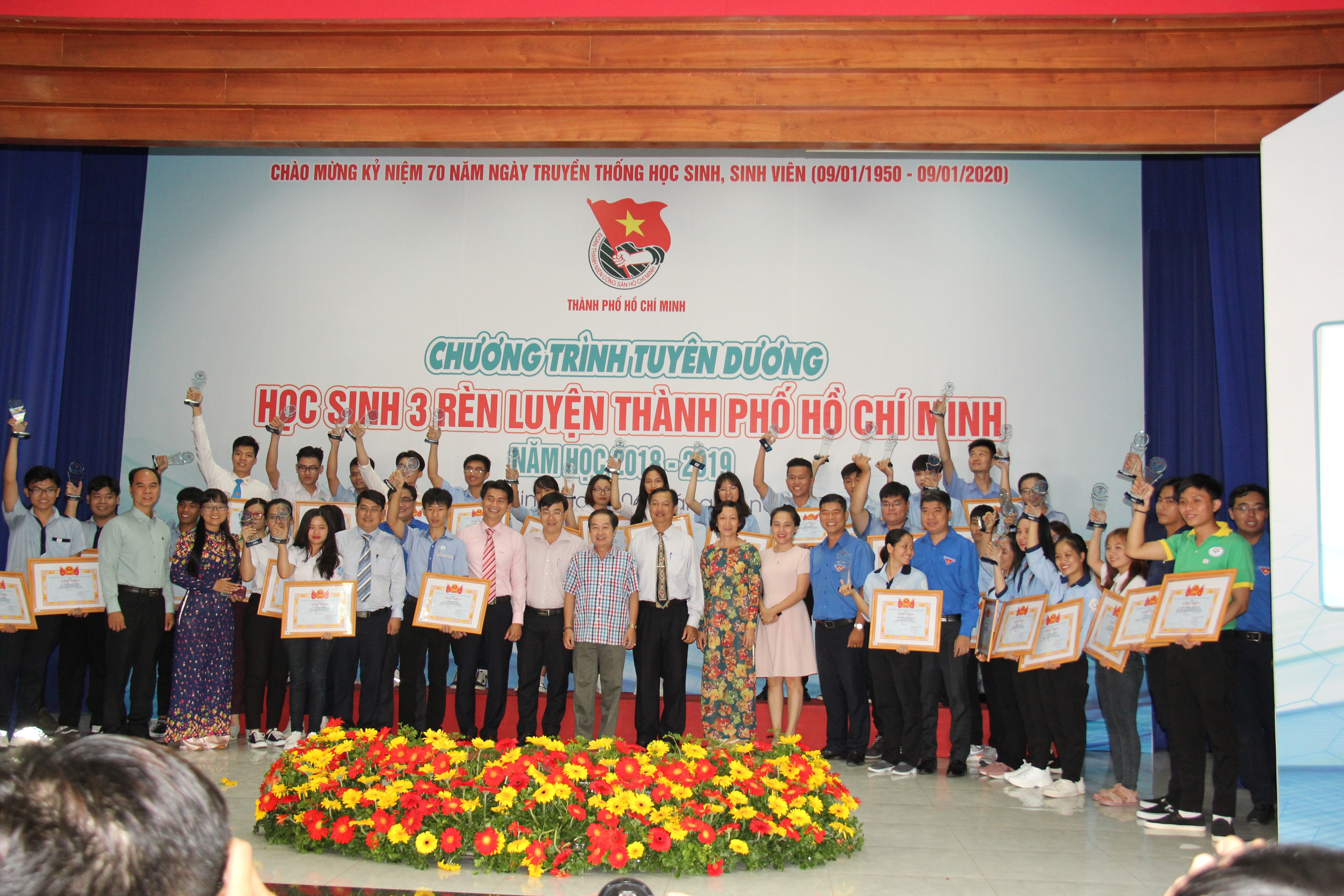 Lễ tuyên dương “Học sinh 3 rèn luyện thành phố Hồ Chí Minh” năm học 2018 - 2019